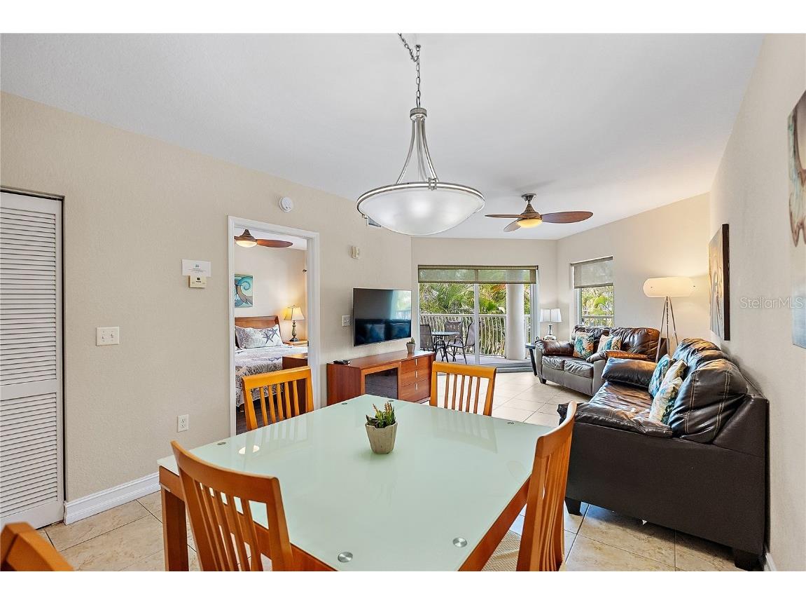 11605 Gulf Boulevard #203 Treasure Island FL 33706 TB8372162 image9