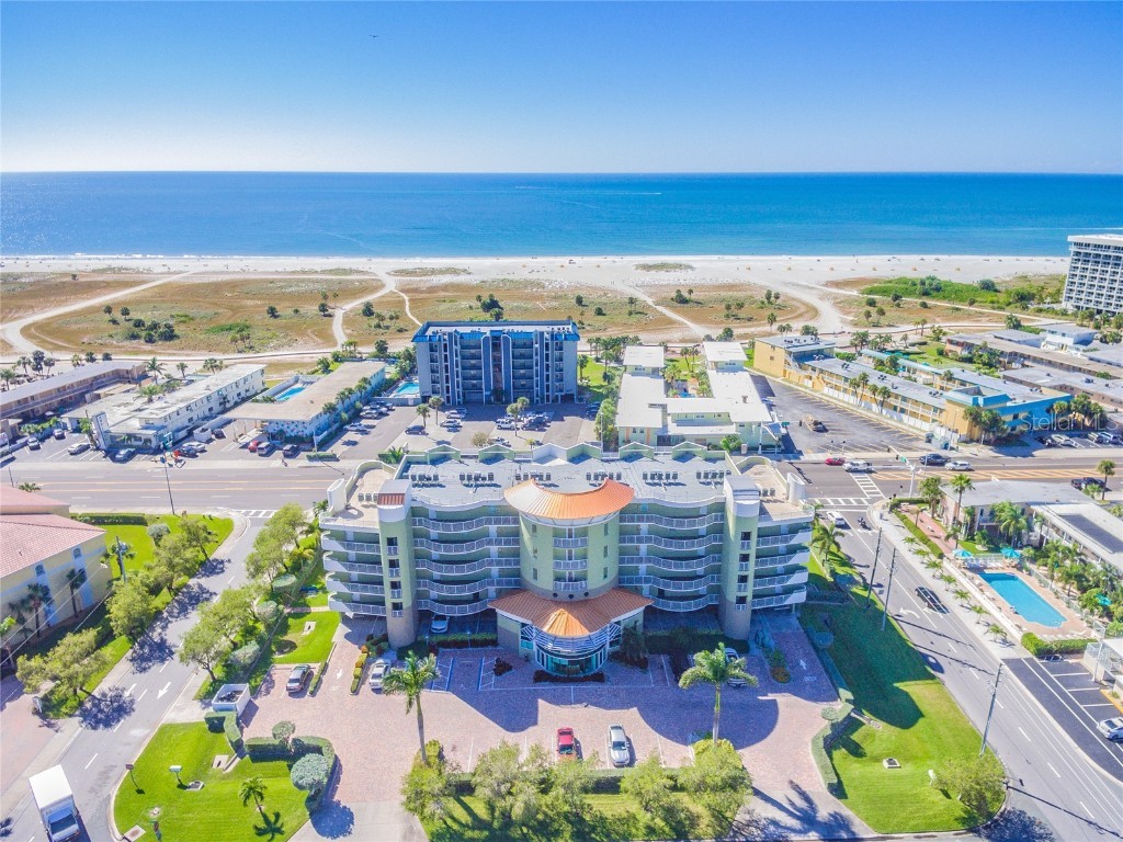 11605 Gulf Boulevard #208 Treasure Island FL 33706 U8180267 image1