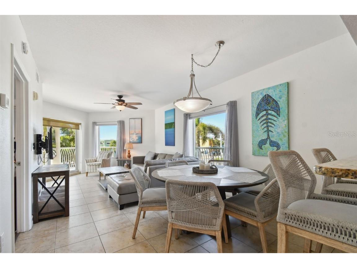 11605 Gulf Boulevard #208 Treasure Island FL 33706 TB8455155 image4