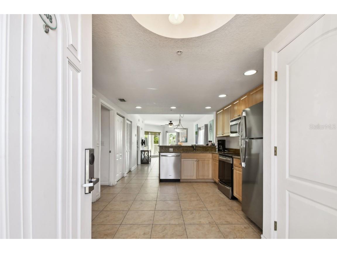 11605 Gulf Boulevard #208 Treasure Island FL 33706 TB8455155 image8