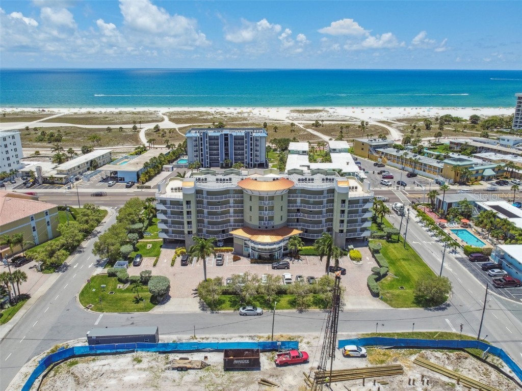 11605 Gulf Boulevard #401 Treasure Island FL 33706 - GULF OF MEXICO U8202906 image1