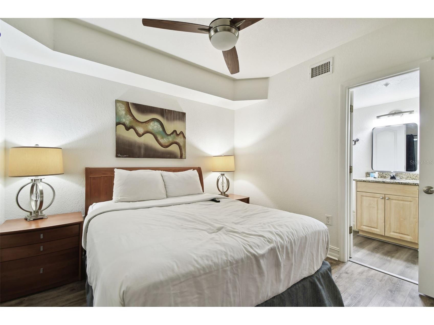 11605 Gulf Boulevard #402 Treasure Island FL 33706 - GULF OF MEXICO TB8401616 image28