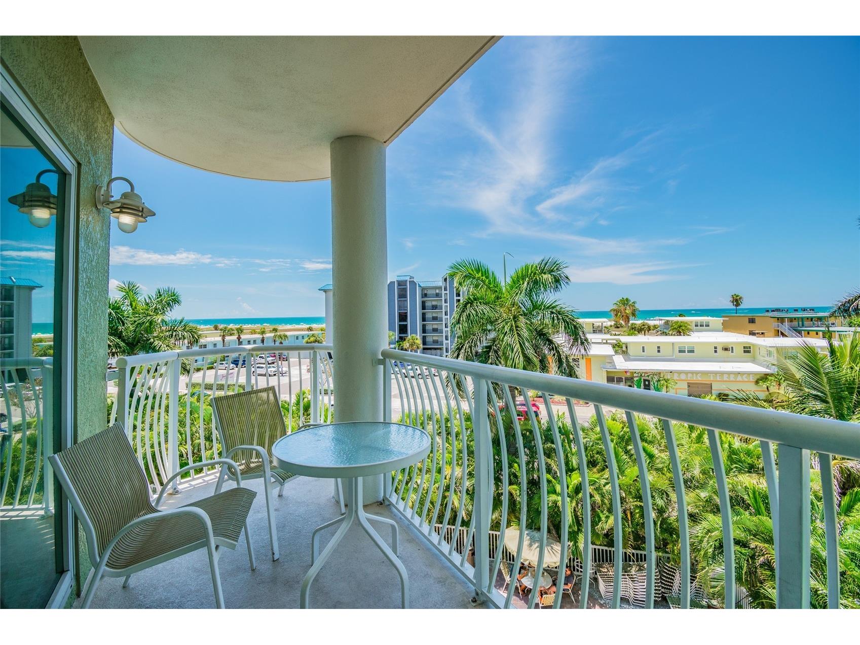 11605 Gulf Boulevard #402 Treasure Island FL 33706 - GULF OF MEXICO TB8401616 image6