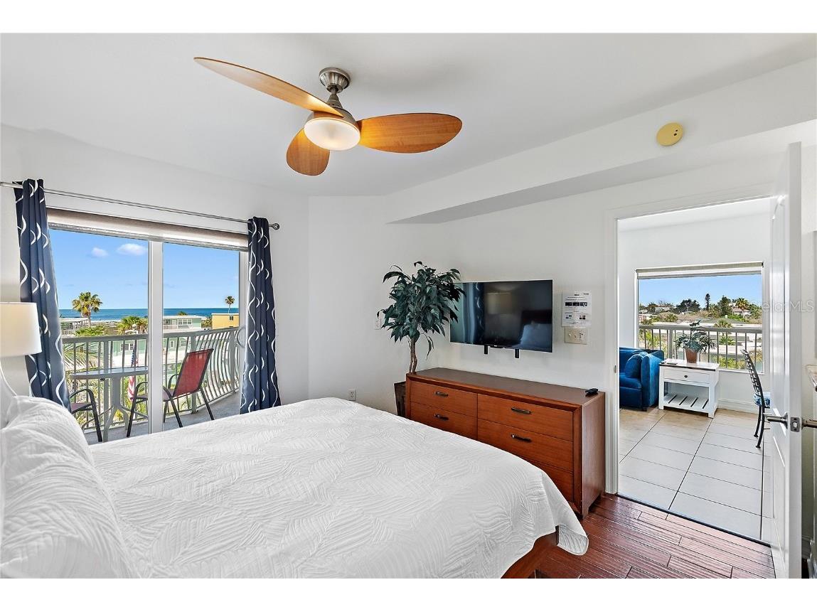 11605 Gulf Boulevard #408 Treasure Island FL 33706 - GULF OF MEXICO TB8406703 image13
