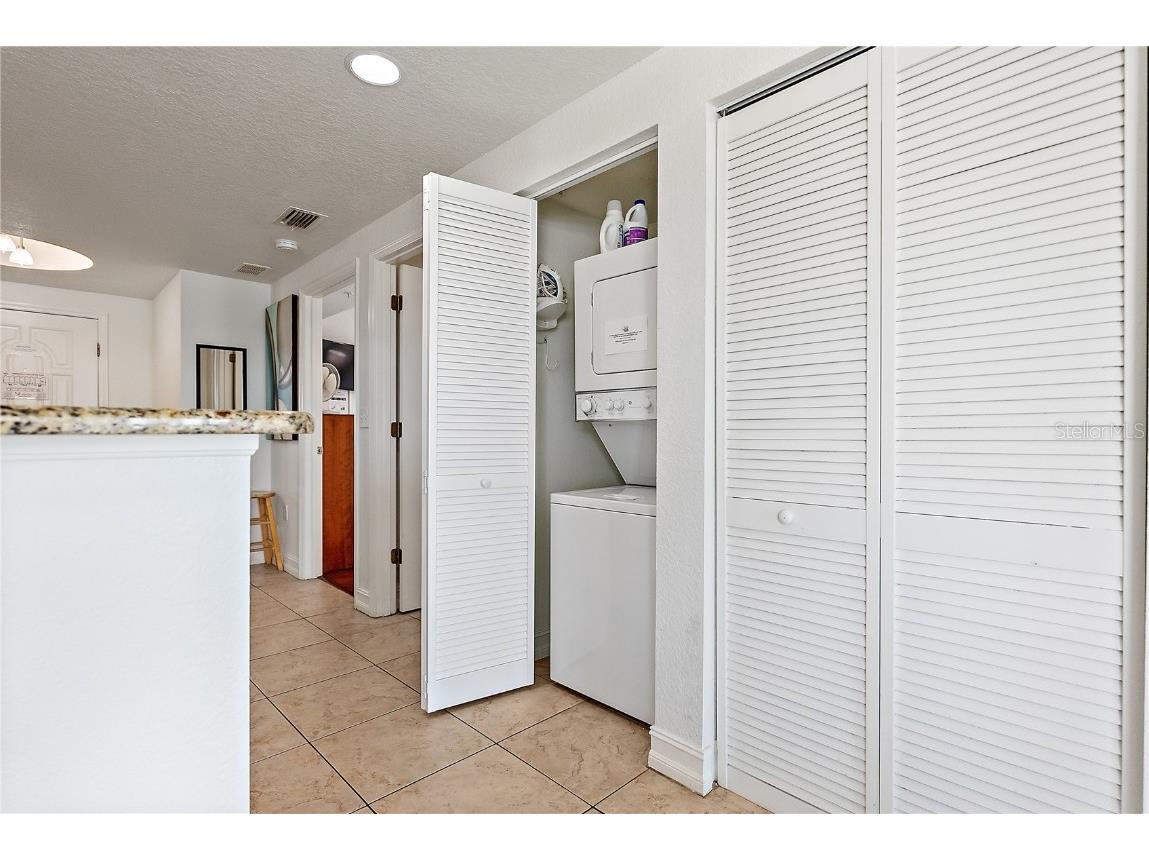 11605 Gulf Boulevard #408 Treasure Island FL 33706 - GULF OF MEXICO TB8406703 image26
