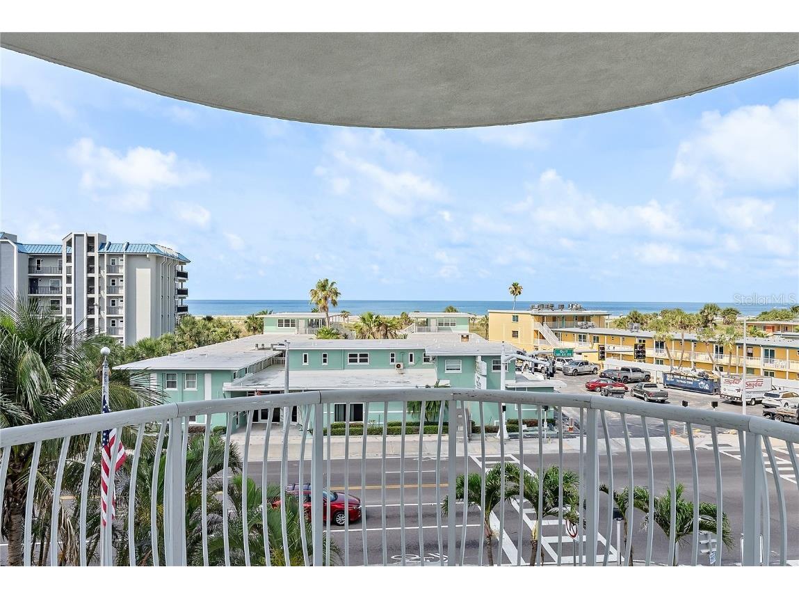 11605 Gulf Boulevard #408 Treasure Island FL 33706 - GULF OF MEXICO TB8406703 image28