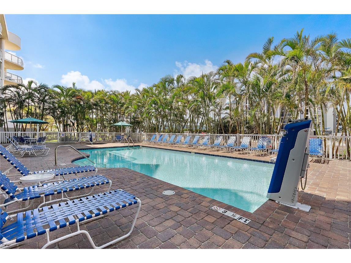 11605 Gulf Boulevard #408 Treasure Island FL 33706 - GULF OF MEXICO TB8406703 image36