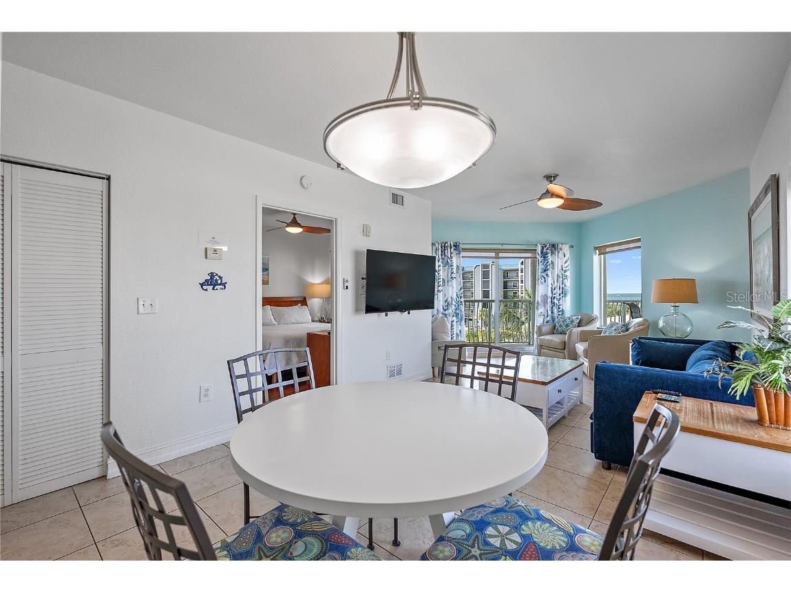 11605 Gulf Boulevard #408 Treasure Island FL 33706 - GULF OF MEXICO TB8406703 image5