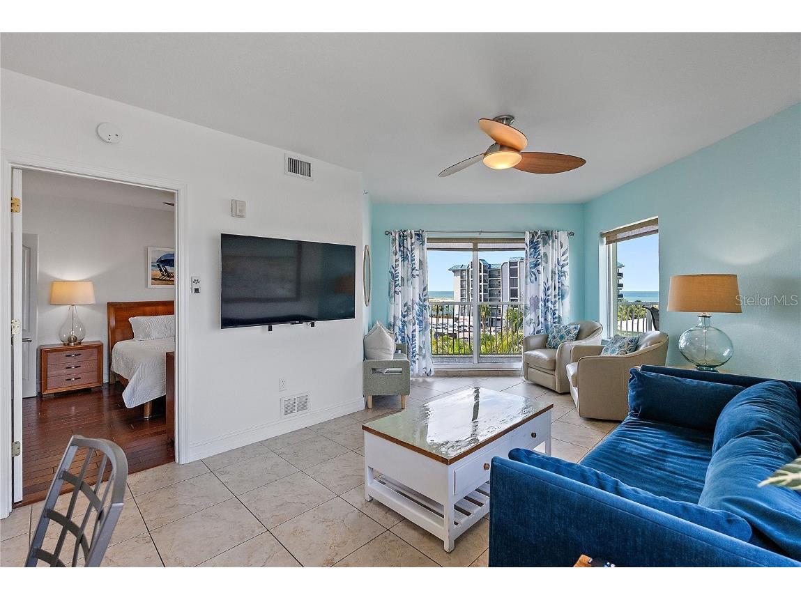 11605 Gulf Boulevard #408 Treasure Island FL 33706 - GULF OF MEXICO TB8406703 image7