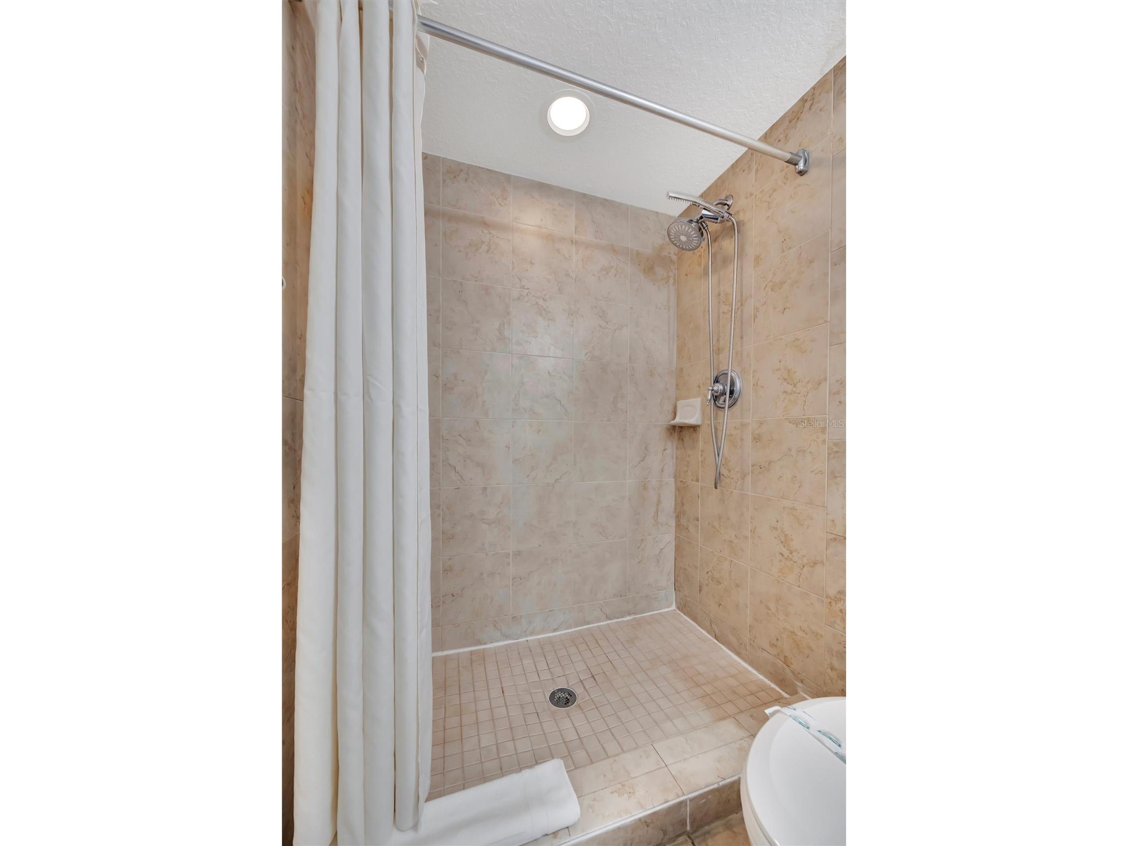 11605 Gulf Boulevard #501 Treasure Island FL 33706 - GULF OF MEXICO TB8476615 image42