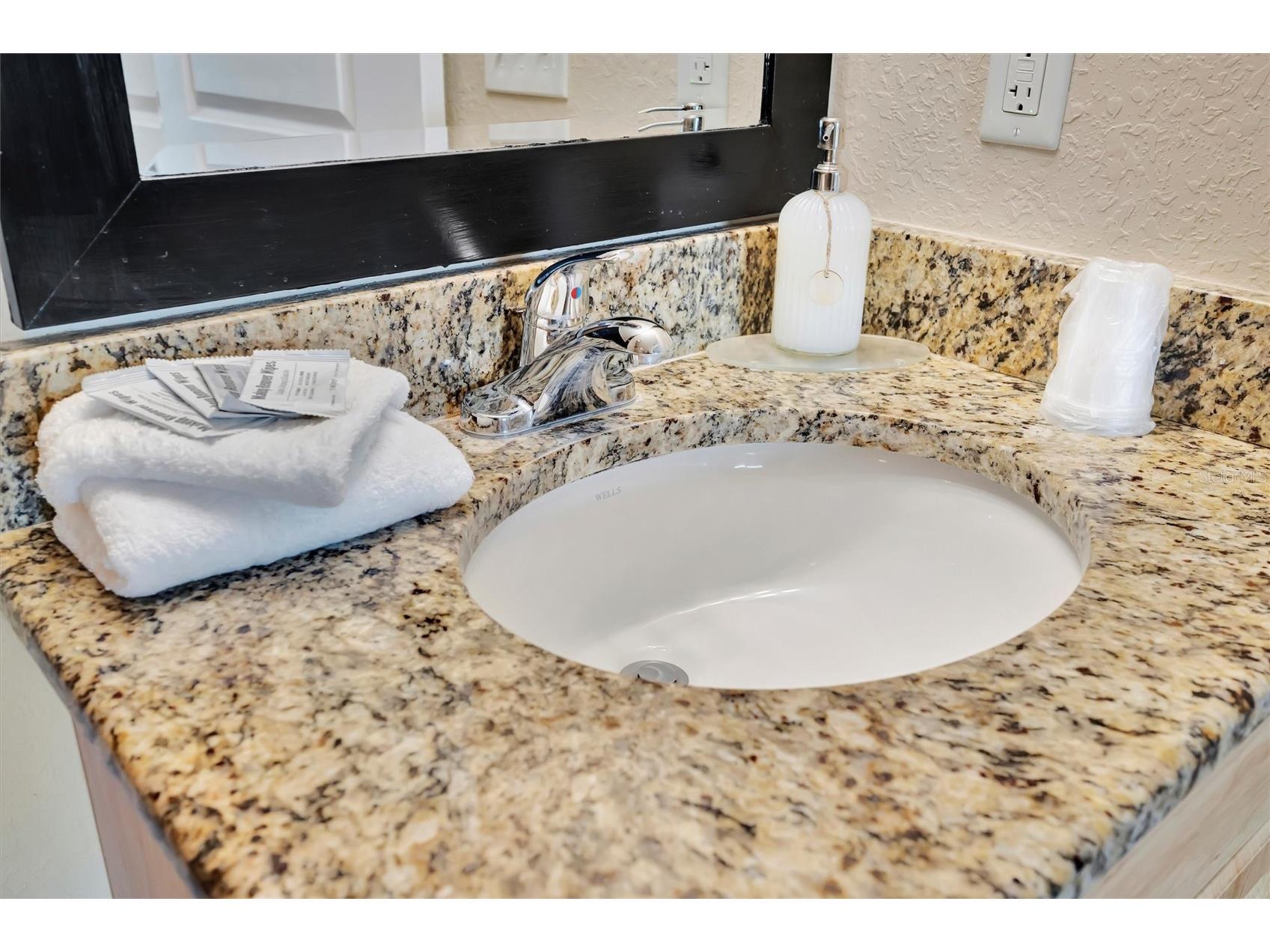 11605 Gulf Boulevard #501 Treasure Island FL 33706 - GULF OF MEXICO TB8476615 image43