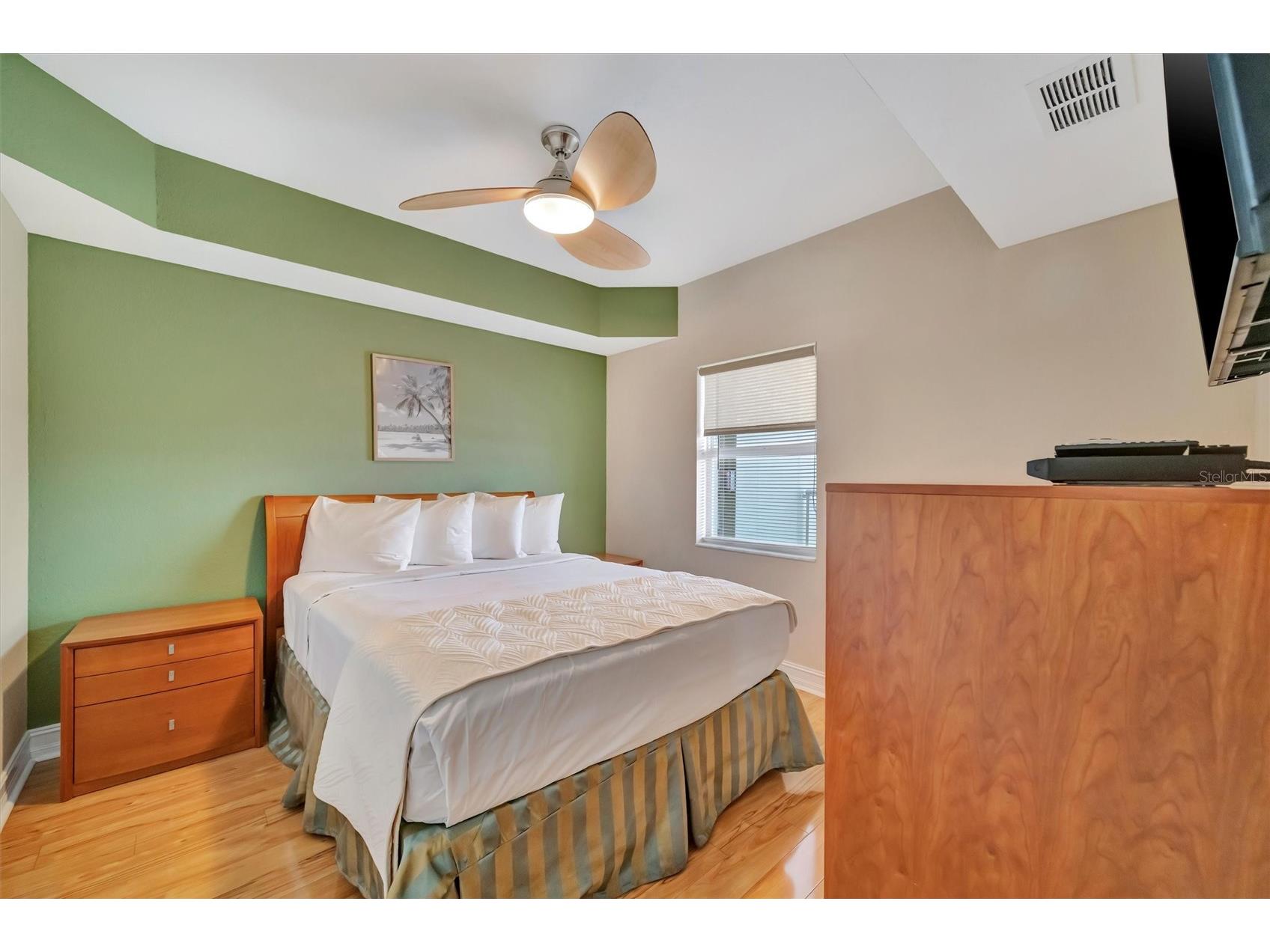 11605 Gulf Boulevard #501 Treasure Island FL 33706 - GULF OF MEXICO TB8476615 image44