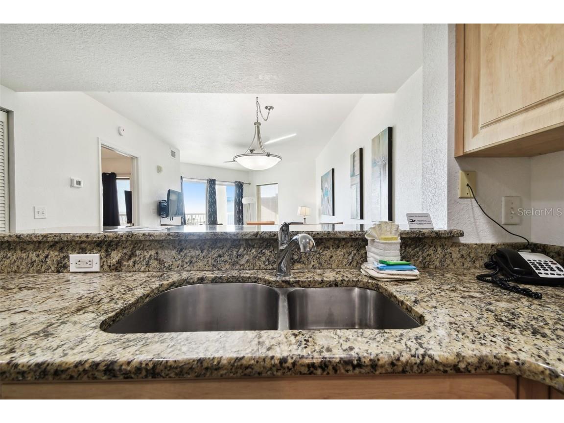 11605 Gulf Boulevard #502 Treasure Island FL 33706 - GULF OF MEXICO TB8329499 image10