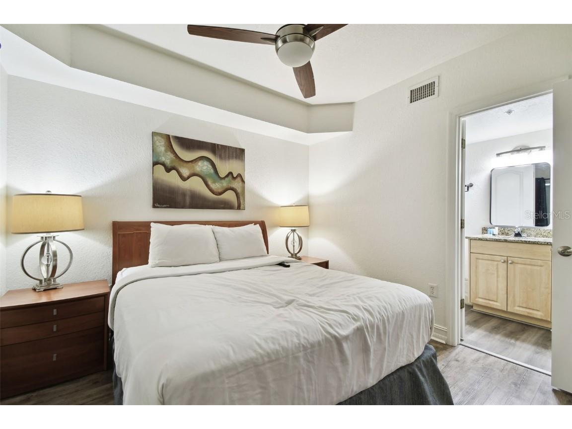 11605 Gulf Boulevard #502 Treasure Island FL 33706 - GULF OF MEXICO TB8329499 image19