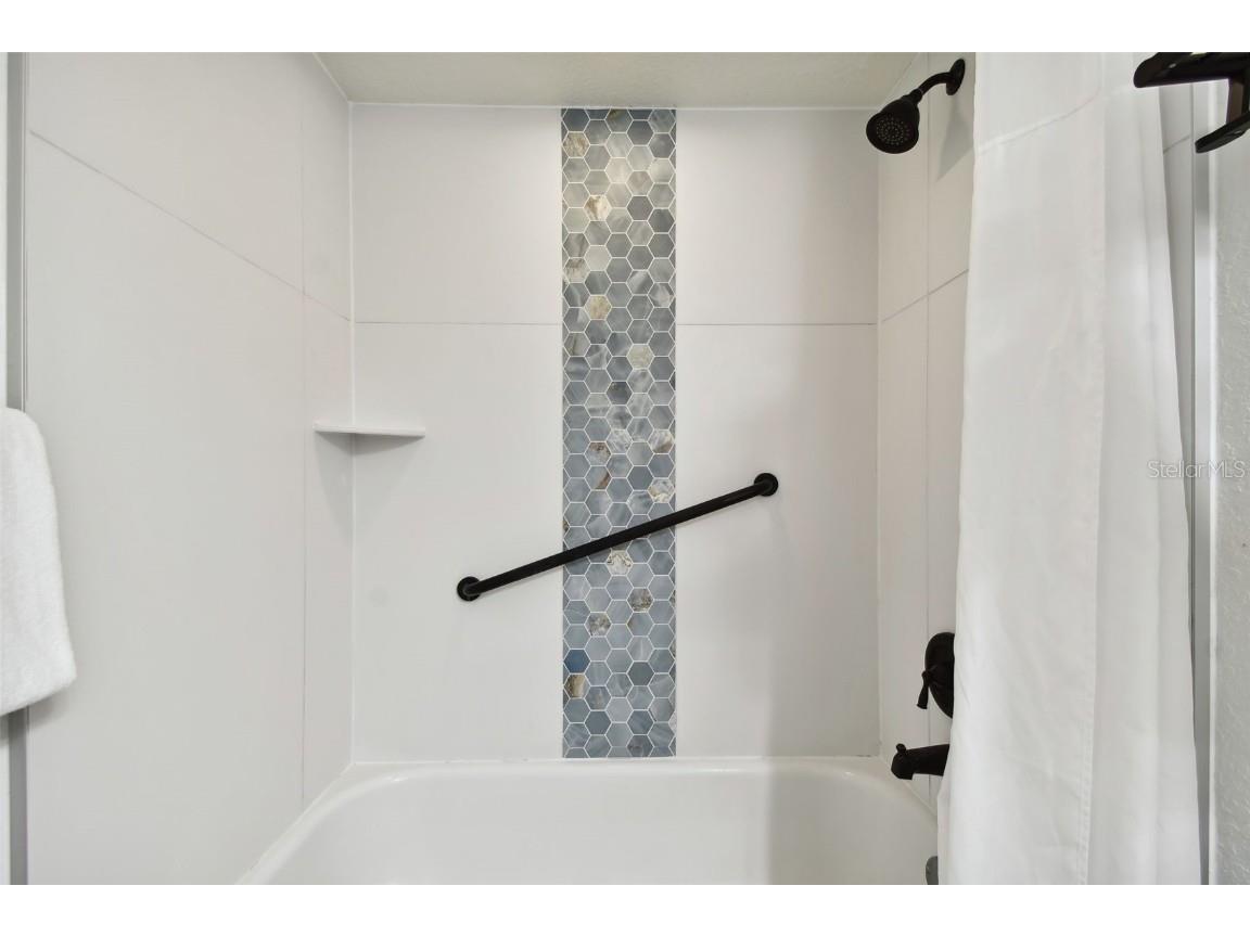 11605 Gulf Boulevard #502 Treasure Island FL 33706 - GULF OF MEXICO TB8329499 image23