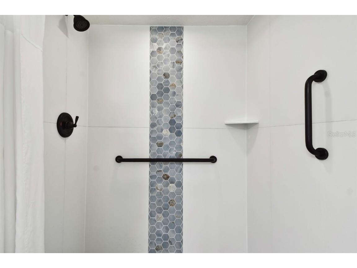 11605 Gulf Boulevard #502 Treasure Island FL 33706 - GULF OF MEXICO TB8329499 image33