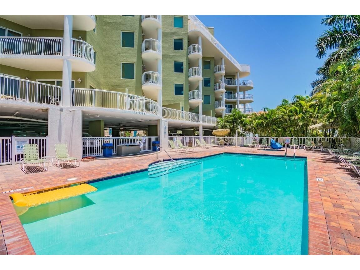 11605 Gulf Boulevard #502 Treasure Island FL 33706 - GULF OF MEXICO TB8329499 image37