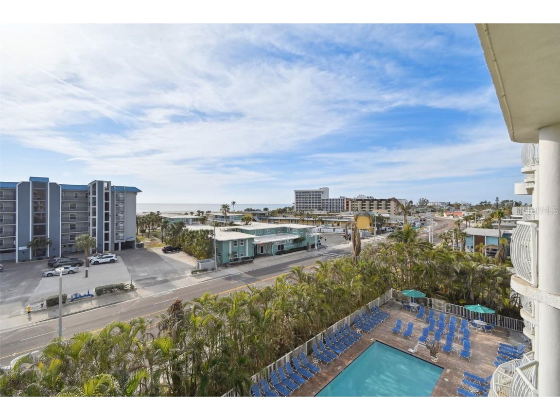 11605 Gulf Boulevard #502 Treasure Island FL 33706 - GULF OF MEXICO TB8329499 image42