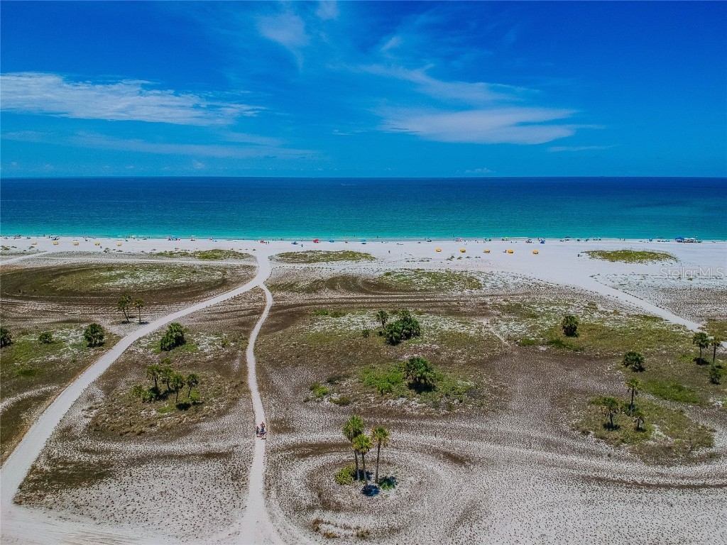 11605 Gulf Boulevard #502 Treasure Island FL 33706 - GULF OF MEXICO TB8329499 image43