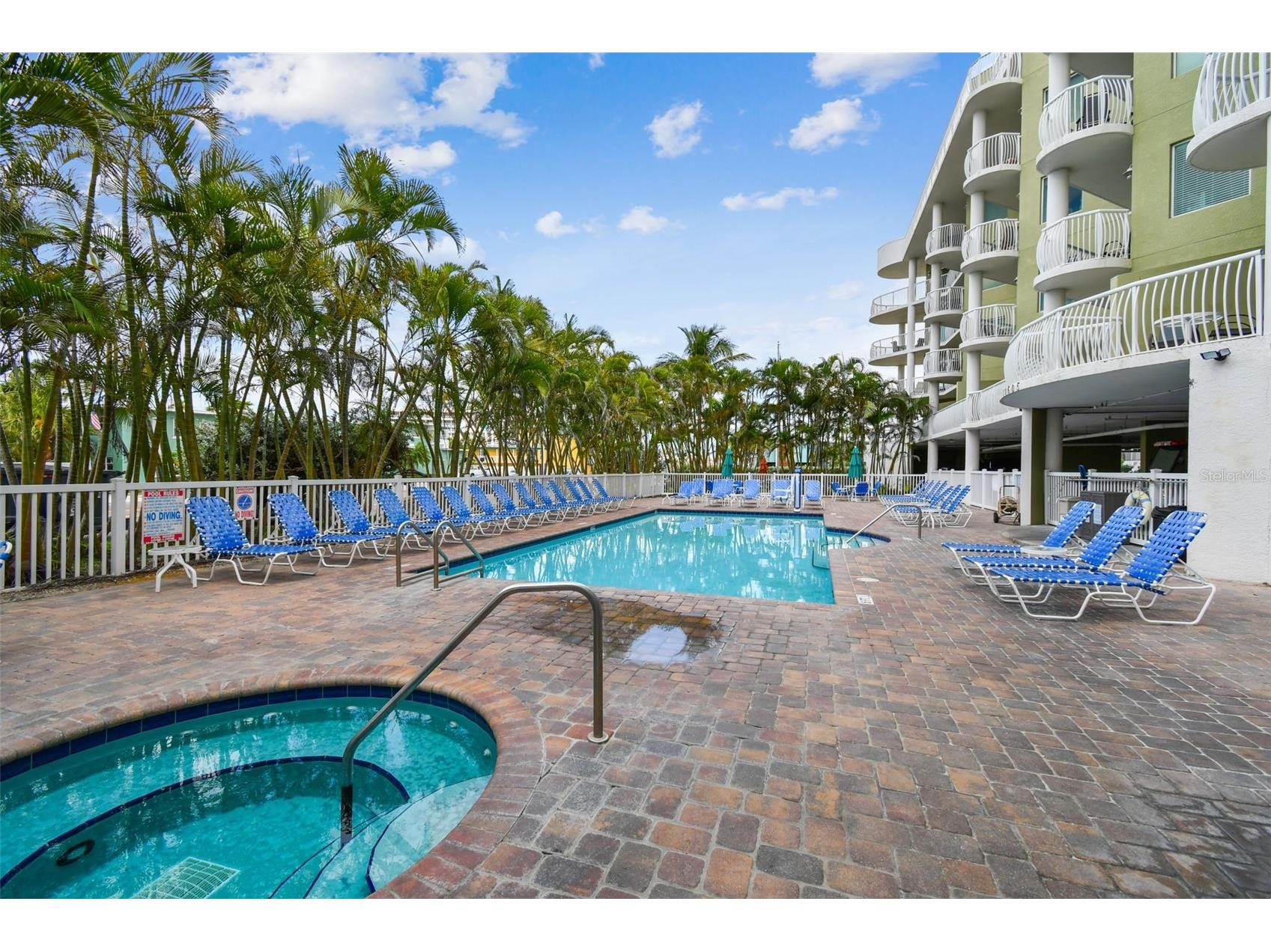 11605 Gulf Boulevard #506 Treasure Island FL 33706 - GULF OF MEXICO TB8471286 image55