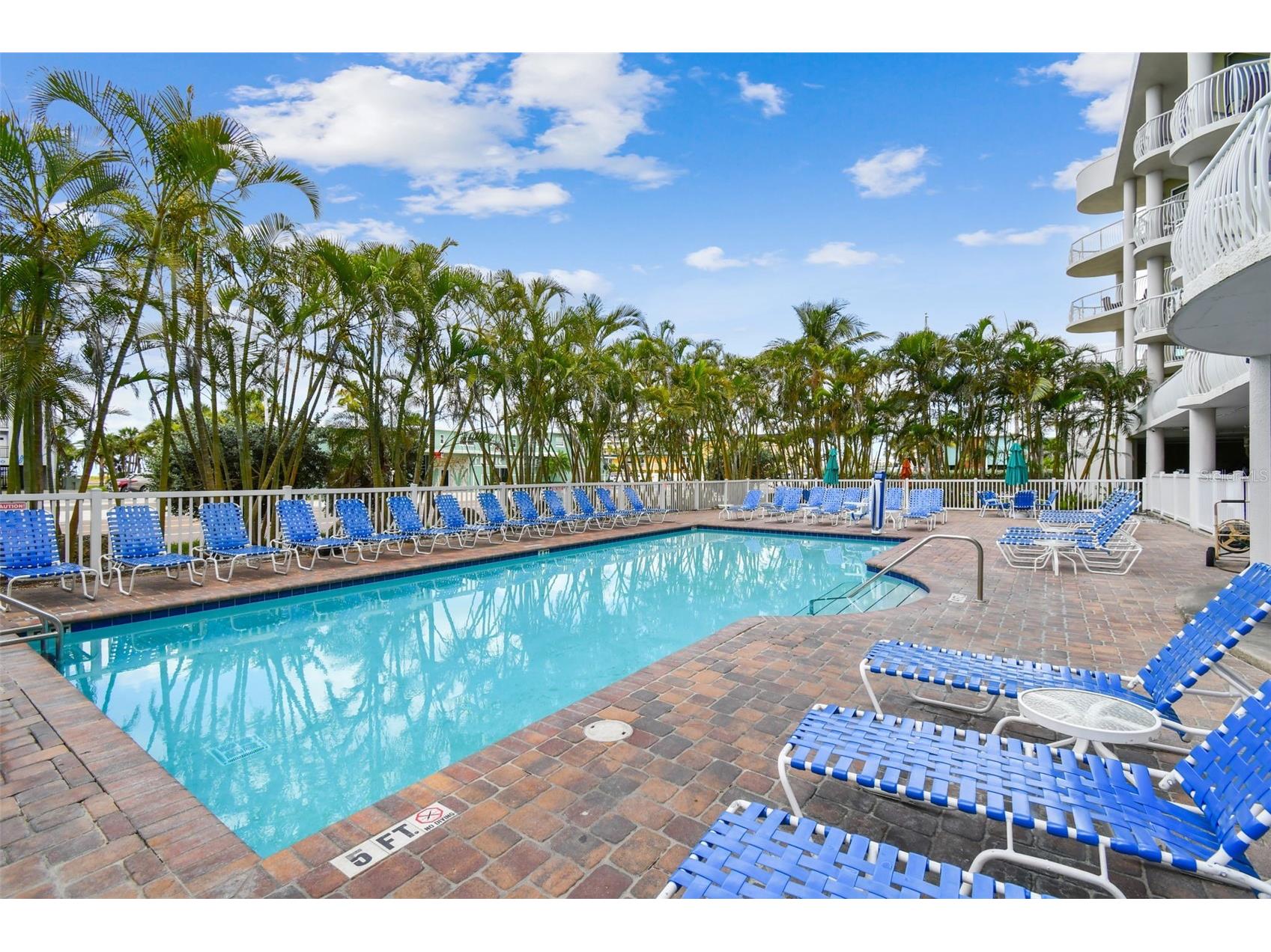 11605 Gulf Boulevard #506 Treasure Island FL 33706 - GULF OF MEXICO TB8471286 image56