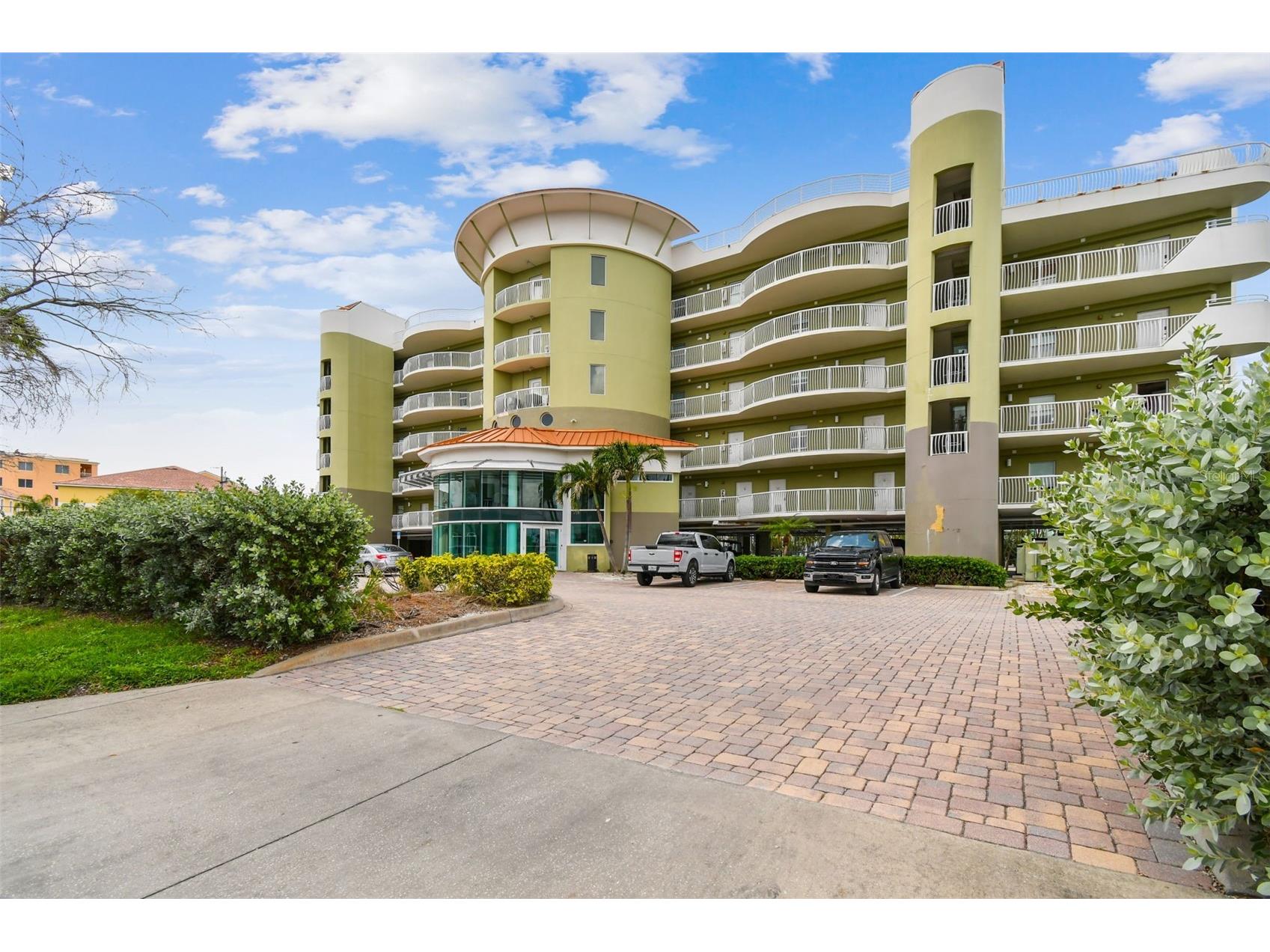 11605 Gulf Boulevard #506 Treasure Island FL 33706 - GULF OF MEXICO TB8471286 image58