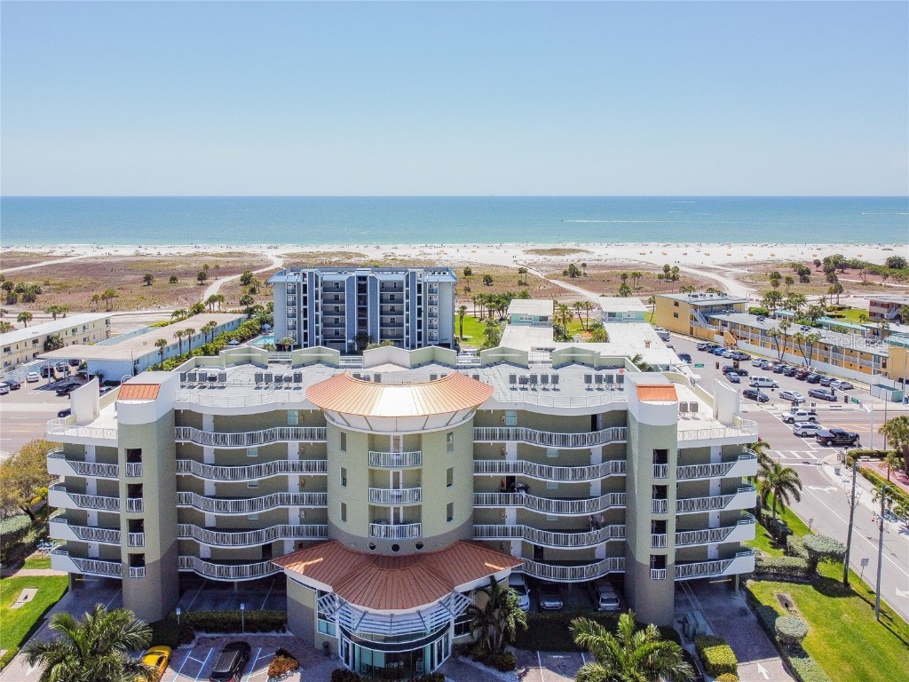 11605 Gulf Boulevard #601 Treasure Island FL 33706 - GULF OF MEXICO U8202862 image1