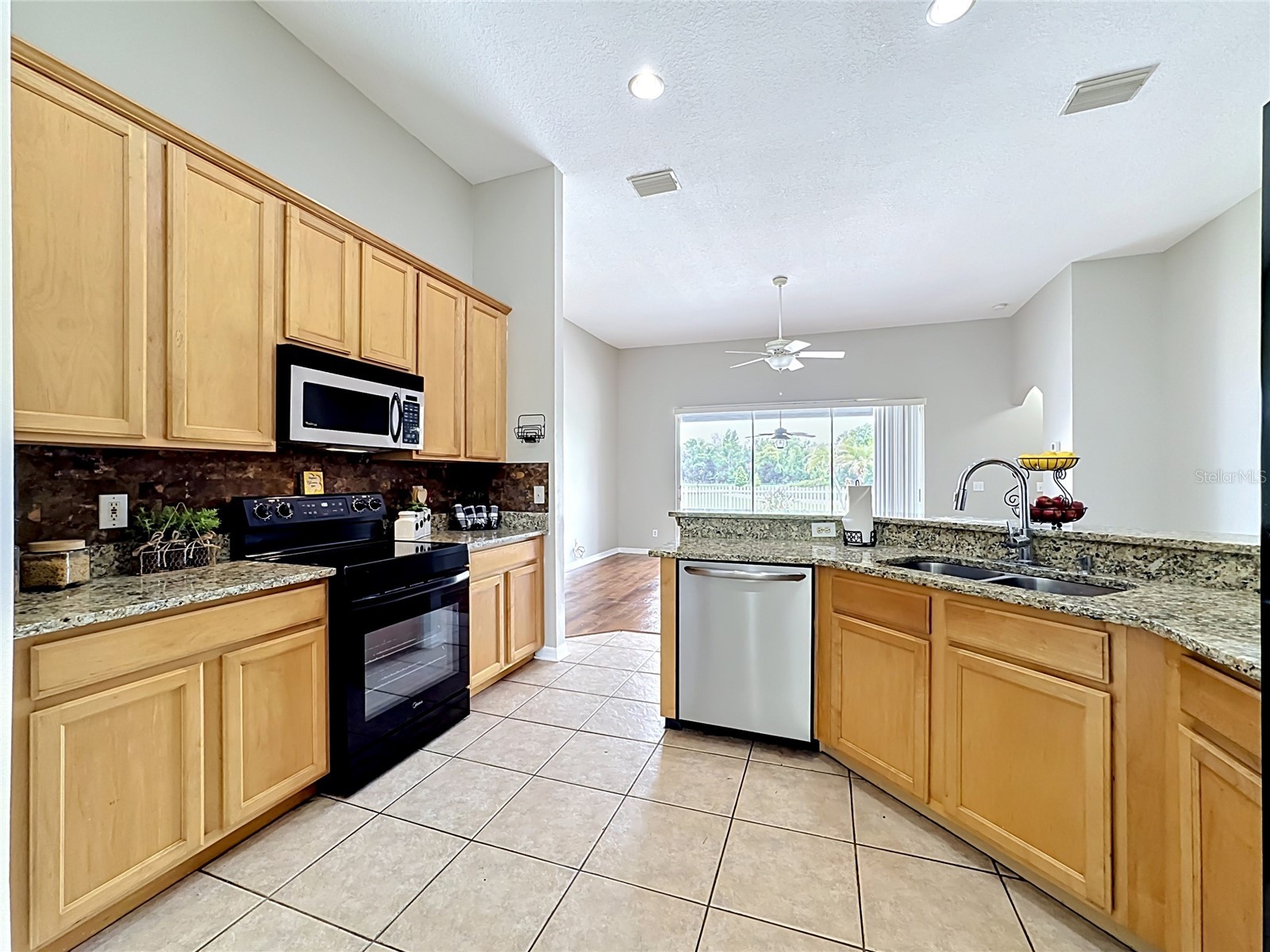 11607 Grove Arcade Drive Riverview FL 33569 TB8524541 image6