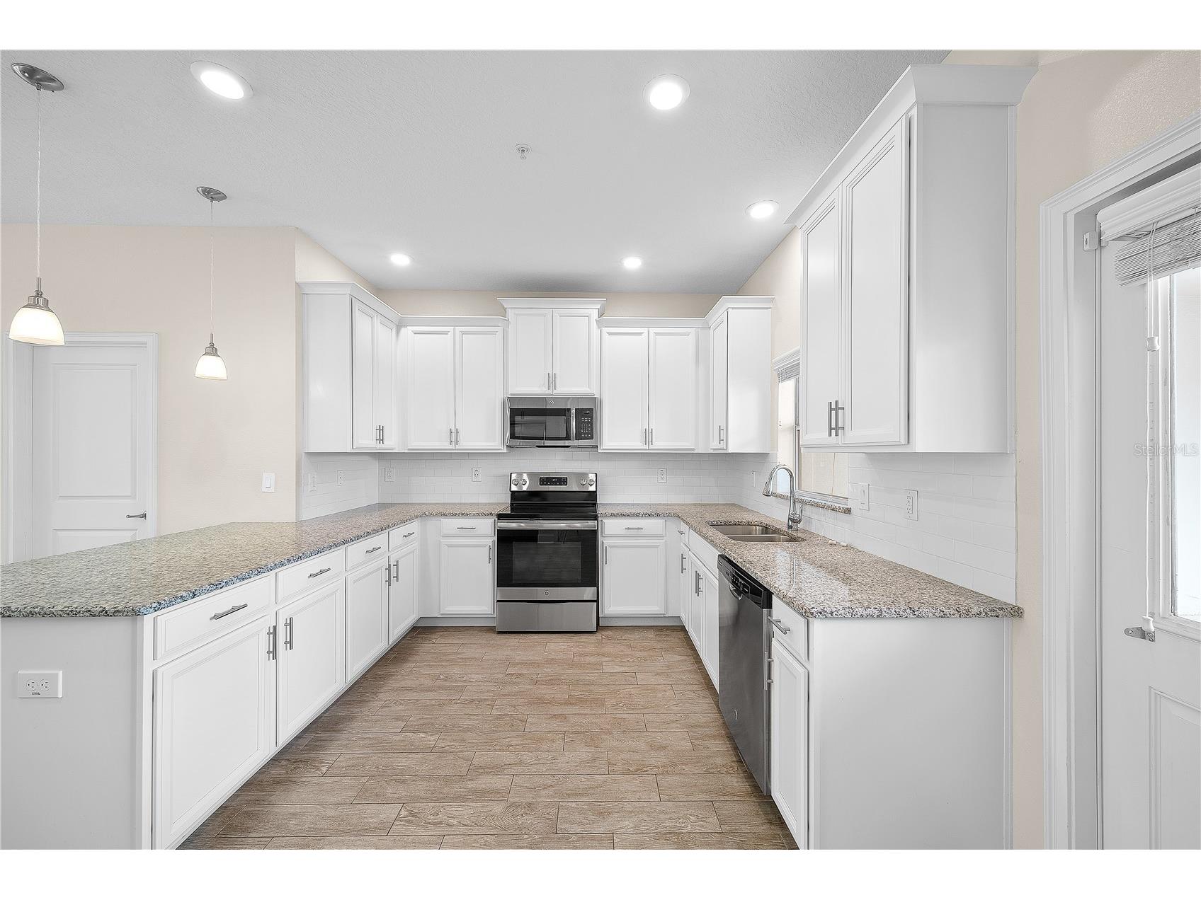 11607 Mystery Lane Orlando FL 32832 O6396707 image5