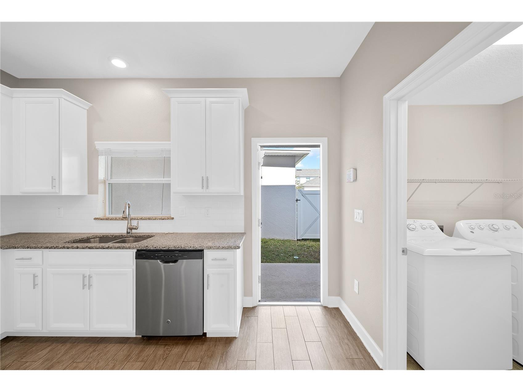 11607 Mystery Lane Orlando FL 32832 O6396707 image8