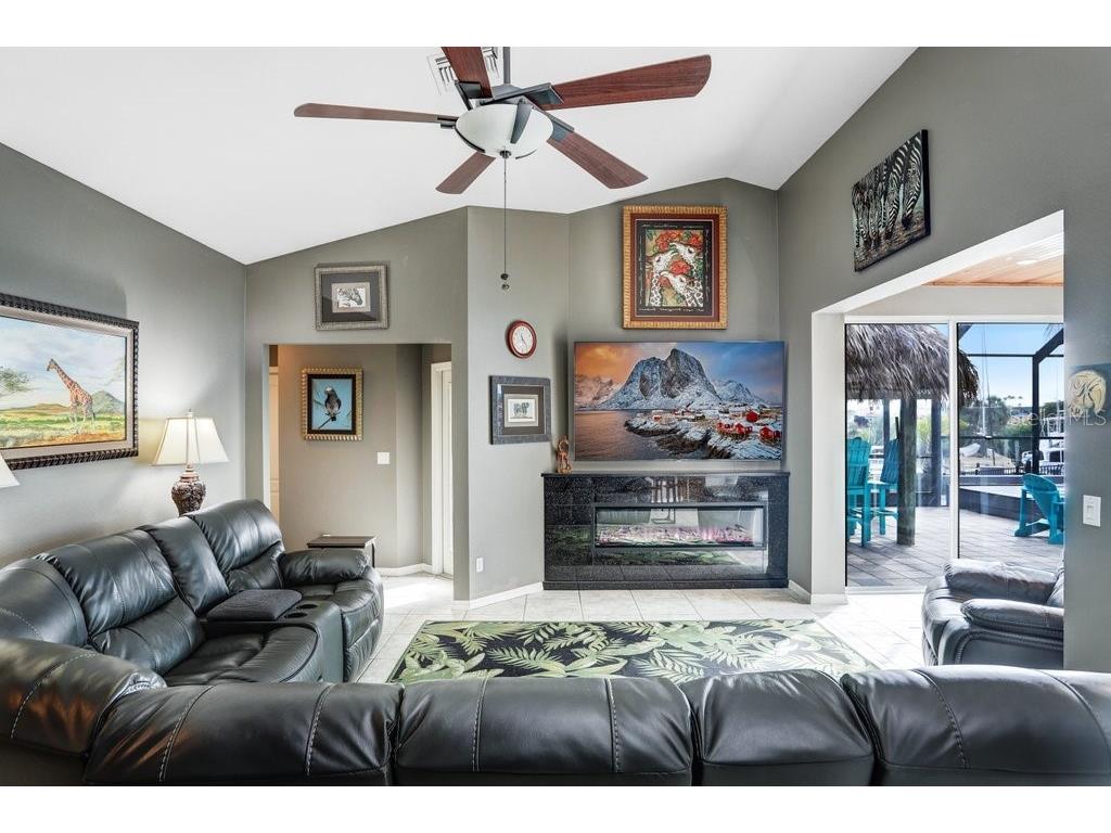 1161 Marina Drive Tarpon Springs FL 34689 TB8462954 image18