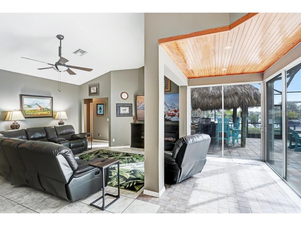 1161 Marina Drive Tarpon Springs FL 34689 TB8462954 image21