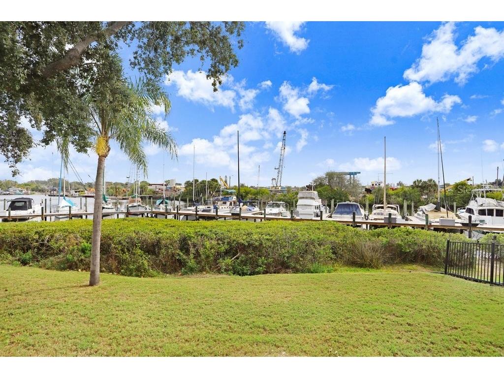 1161 Marina Drive Tarpon Springs FL 34689 TB8462954 image43