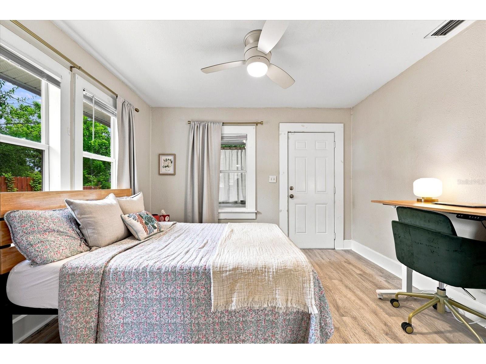 1161 Newton Avenue S Saint Petersburg FL 33705 TB8529431 image21