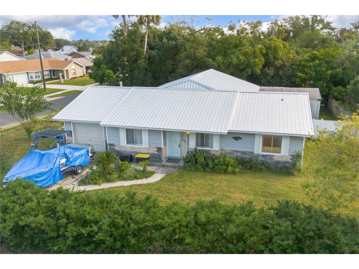 1161 Orangewood Avenue Deland FL 32724 V4939190 image1