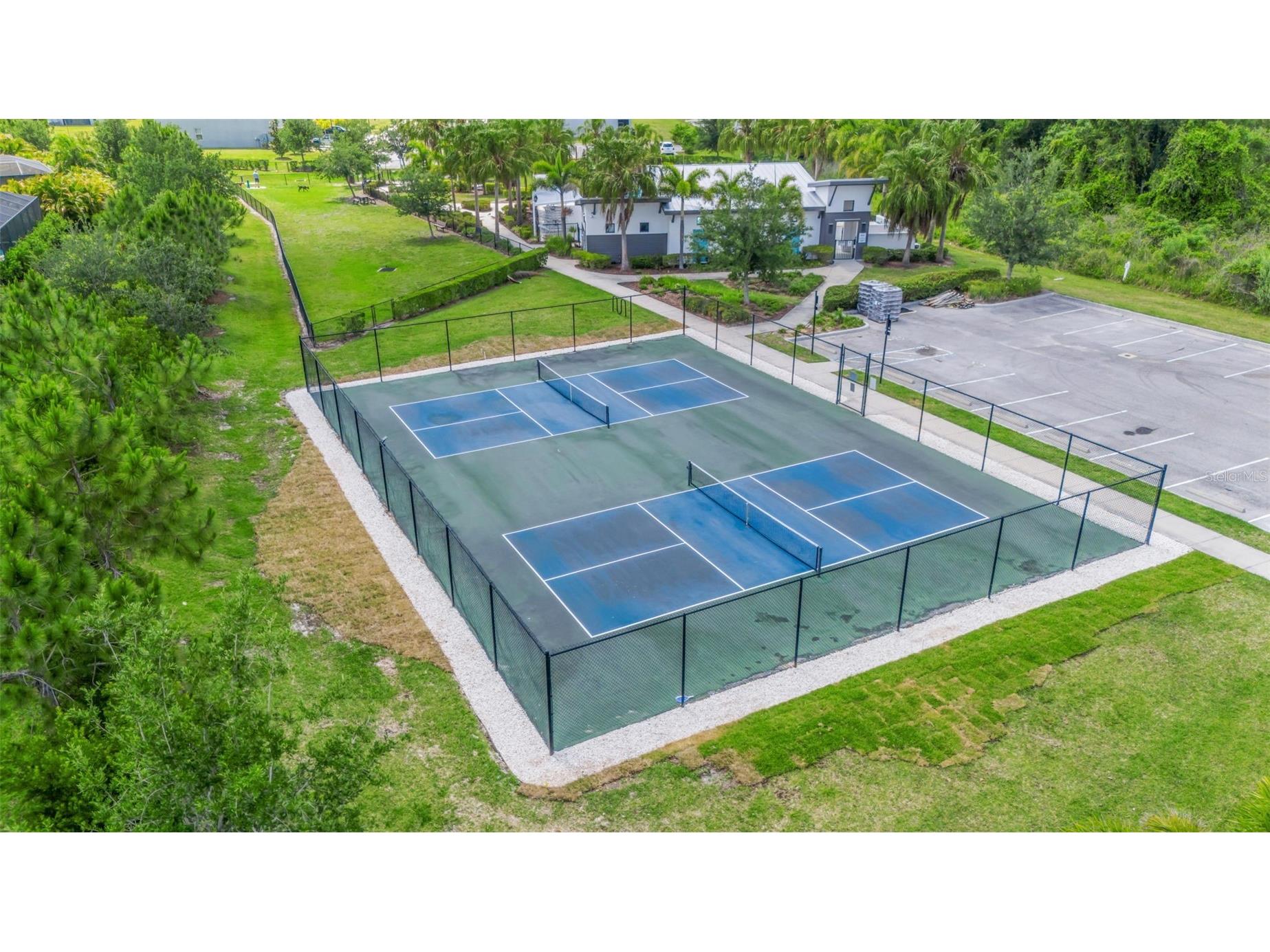 11610 Woodleaf Drive Lakewood Ranch FL 34211 TB8506577 image60