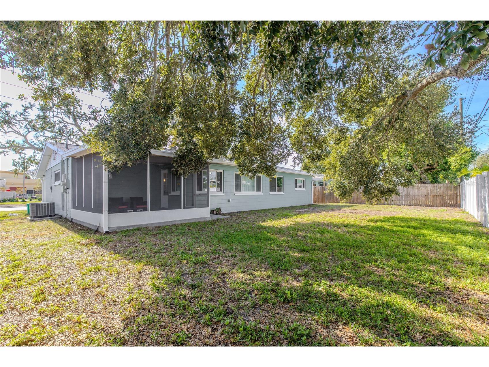 11615 Park Boulevard Seminole FL 33772 TB8459949 image16