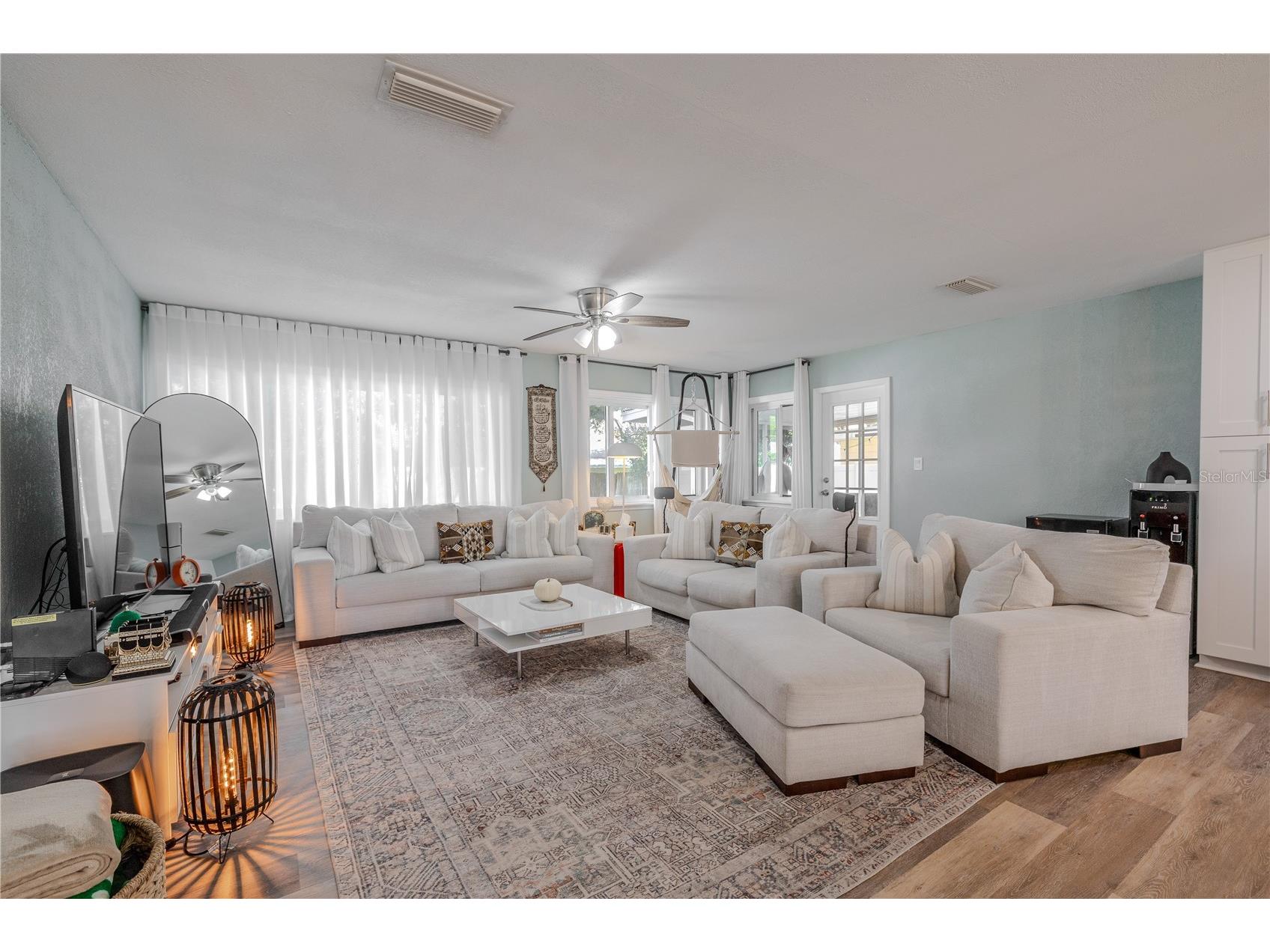 11615 Park Boulevard Seminole FL 33772 TB8459949 image5