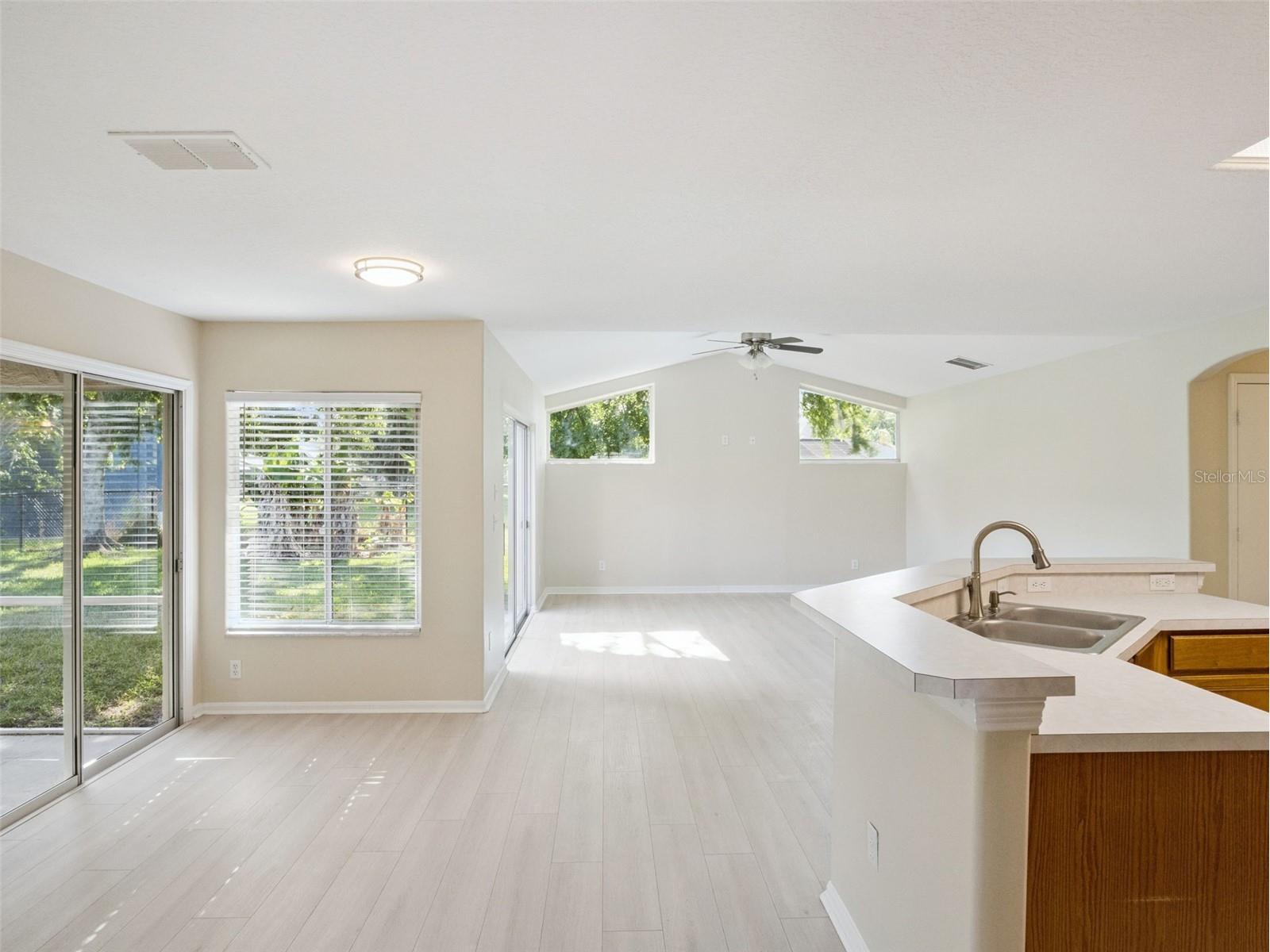 11618 Grand Bay Blvd Clermont FL 34711 - LAKE LOUISA G5112808 image13