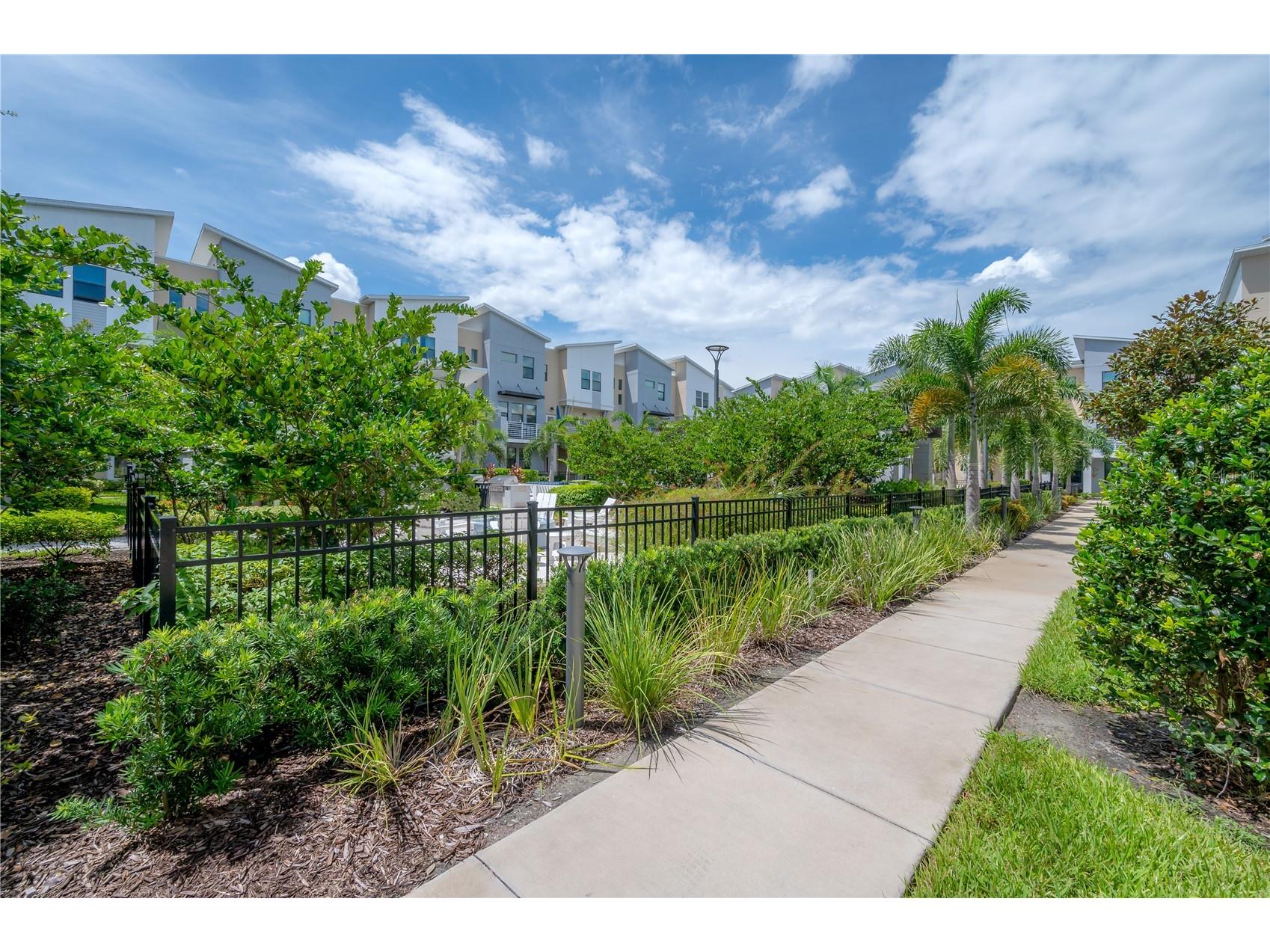 1162 25th Way N Saint Petersburg FL 33713 TB8506675 image1