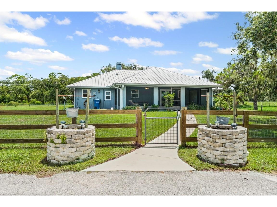 1162 Myakka Road Sarasota FL 34240 A4661606 image3