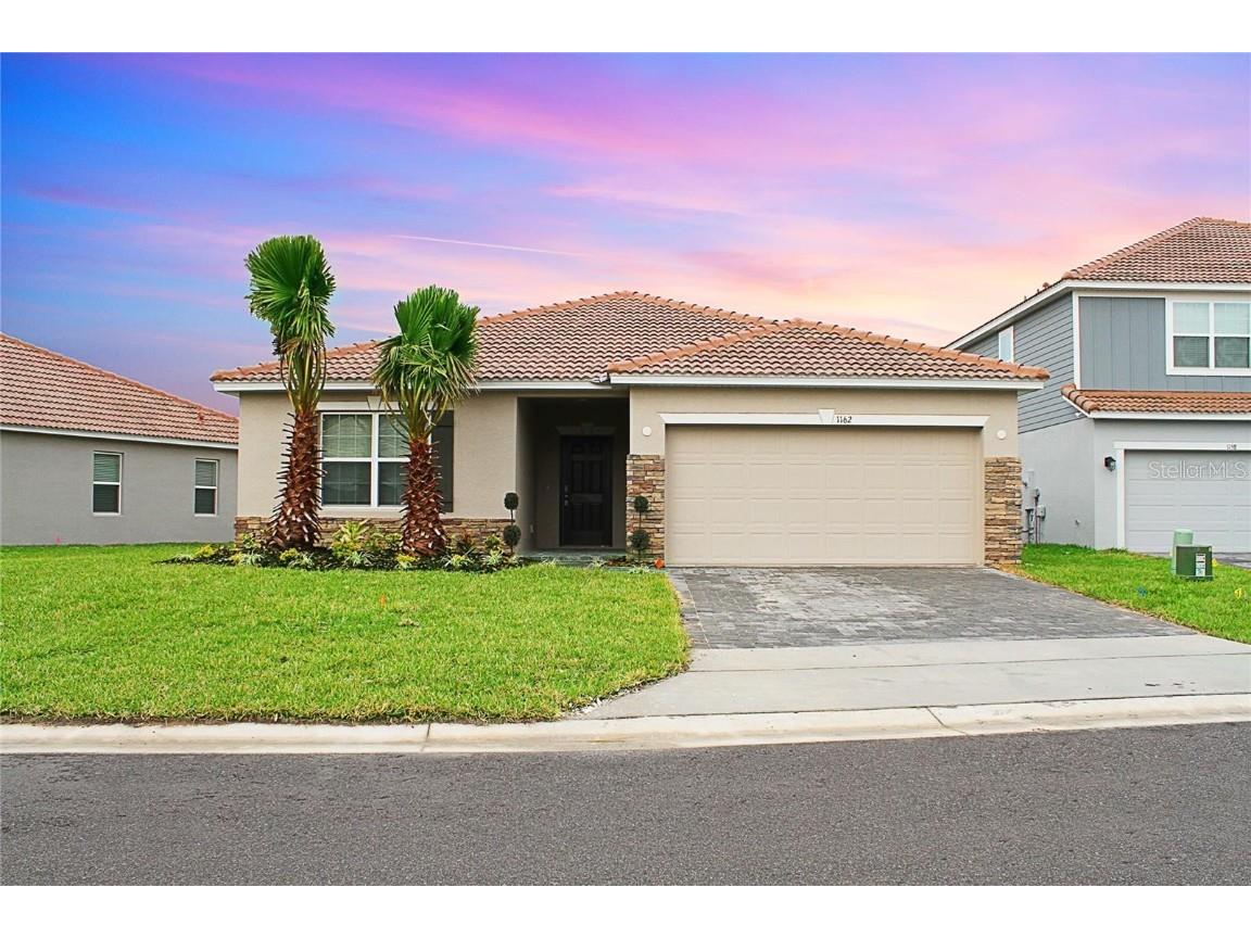 1162 Oak Bluff Drive Davenport FL 33837 O6188941 image1
