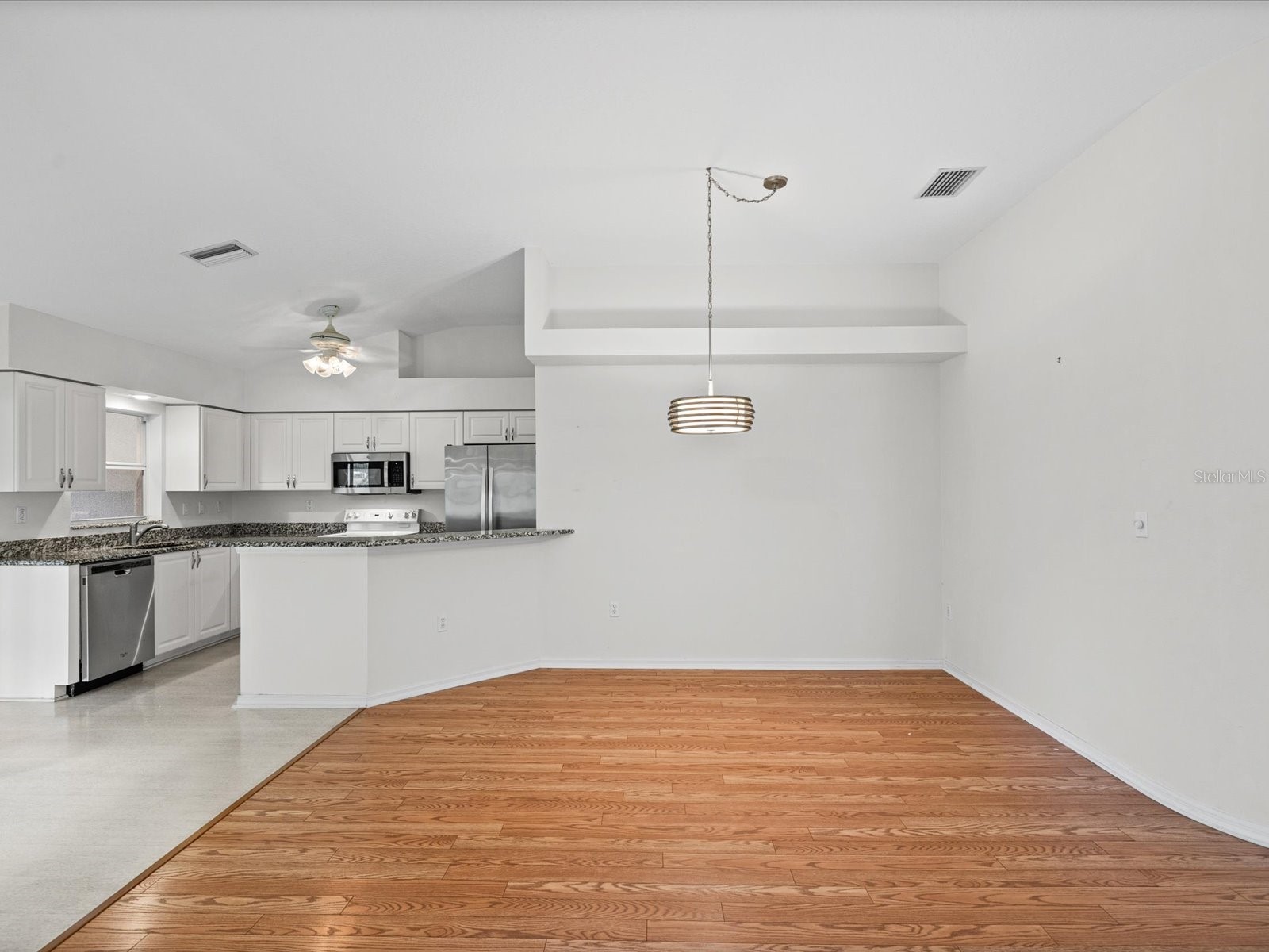 11621 Holly Ann Drive New Port Richey FL 34654 W7884297 image7