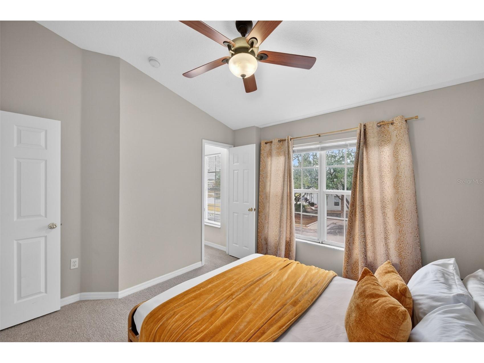 11622 Declaration Drive Tampa FL 33635 TB8469575 image30