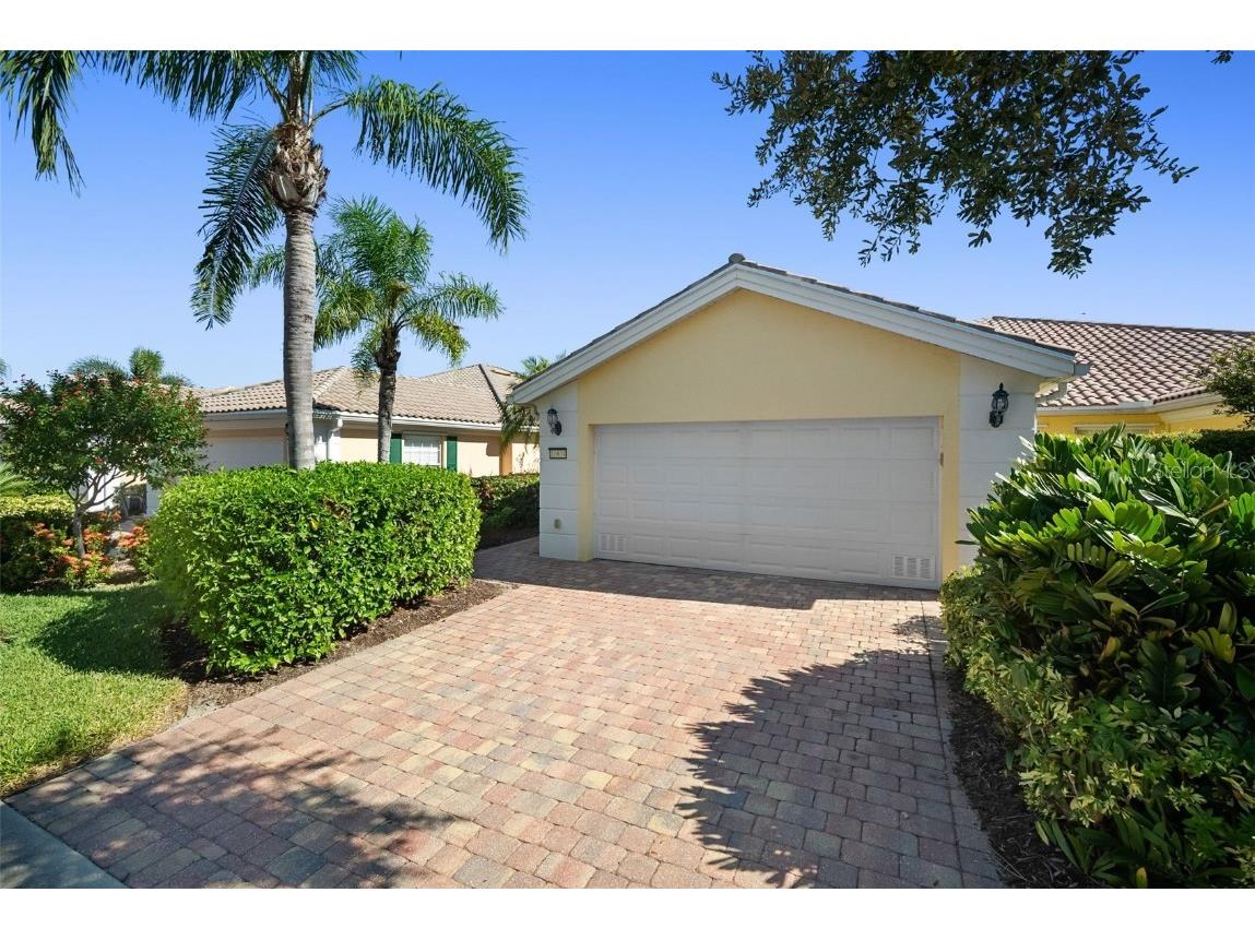 11624 Garessio Lane Sarasota FL 34238 A4668449 image1