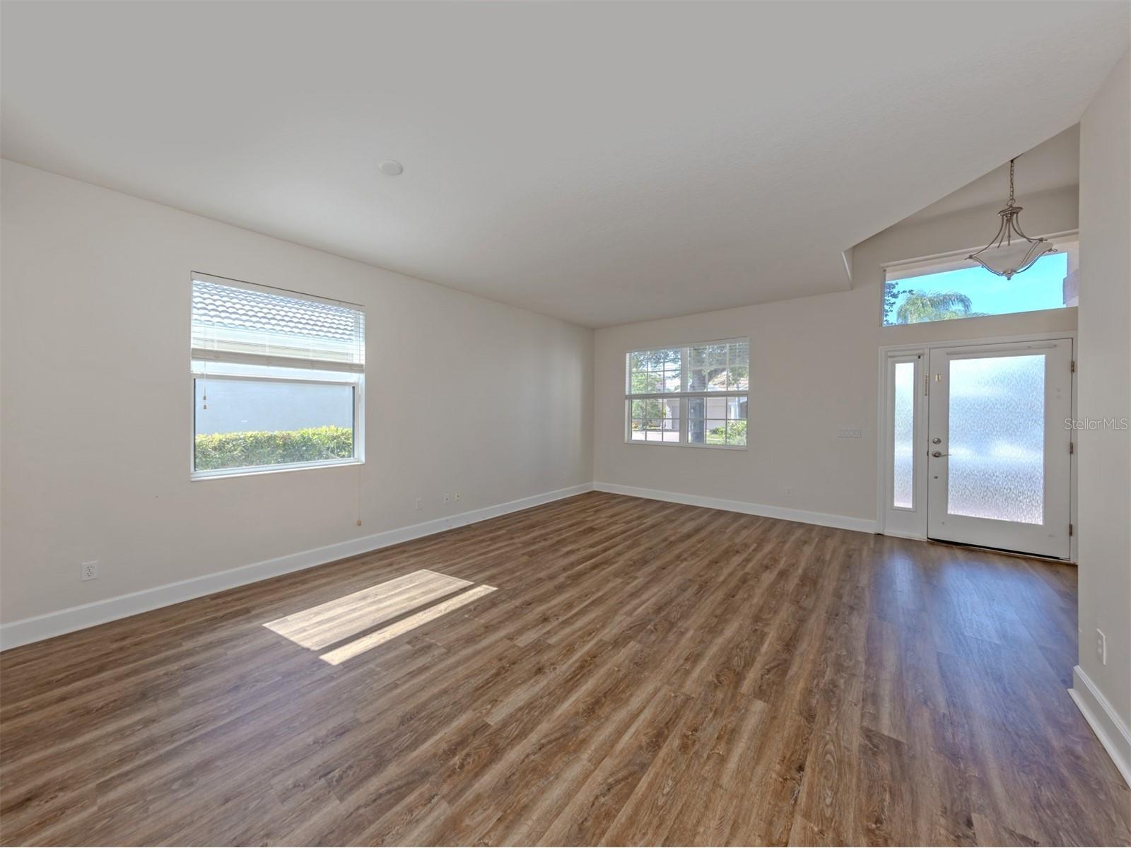 11626 Dancing River Drive Venice FL 34292 N6144327 image3
