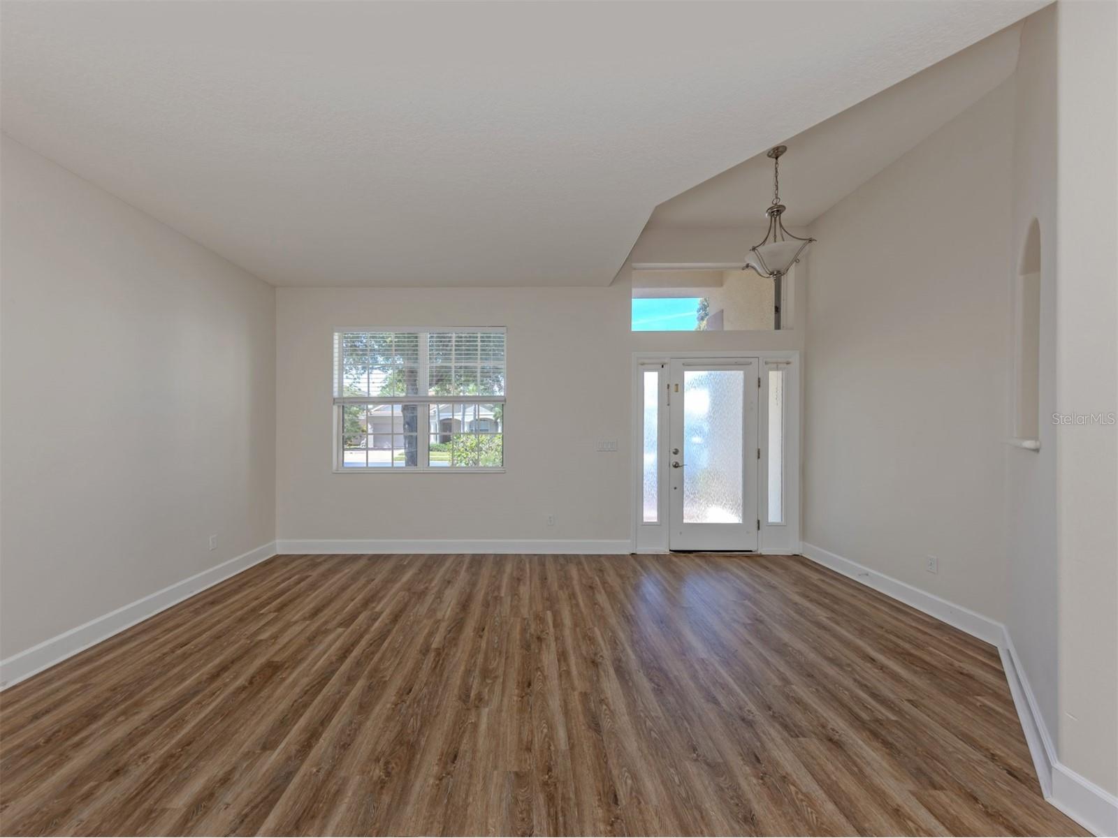 11626 Dancing River Drive Venice FL 34292 N6144327 image4