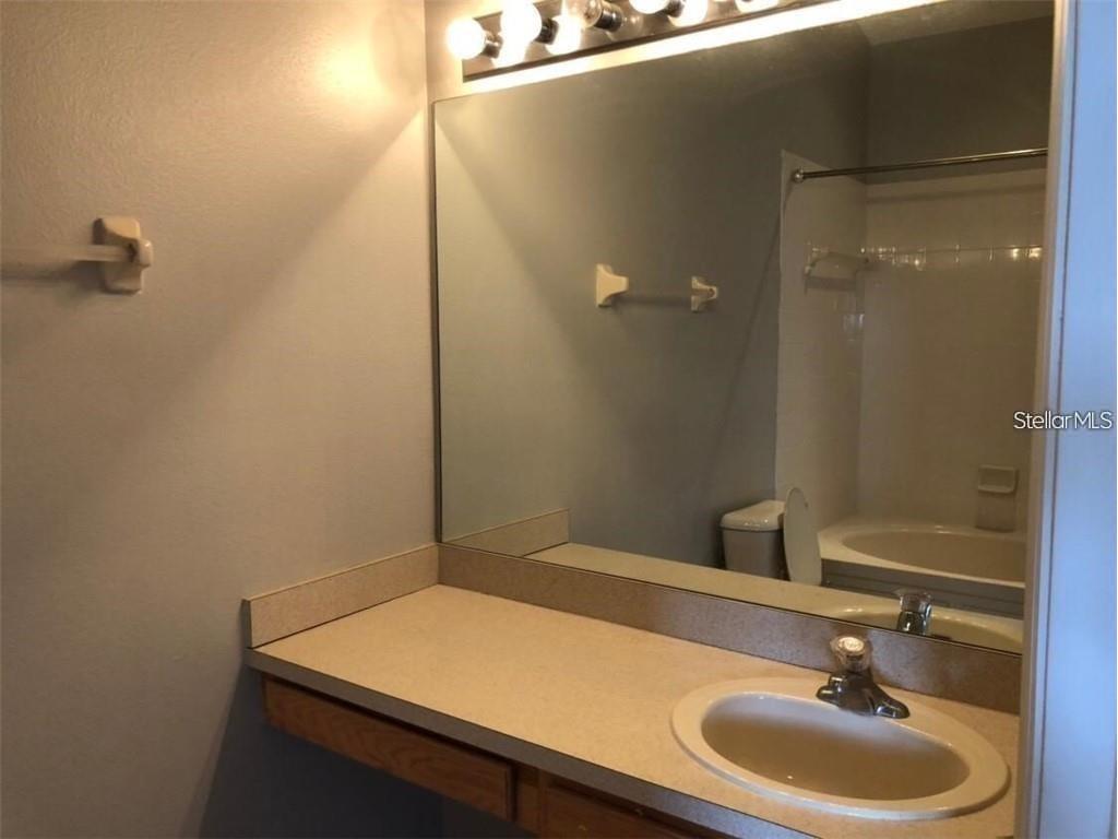 11627 Colony Lake Drive Tampa FL 33635 TB8427615 image5