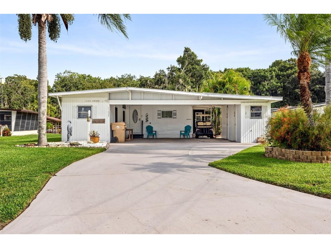 11627 Magnolia Avenue Tavares FL 32778 - HARRIS CHAIN OF LAKES G5085560 image1