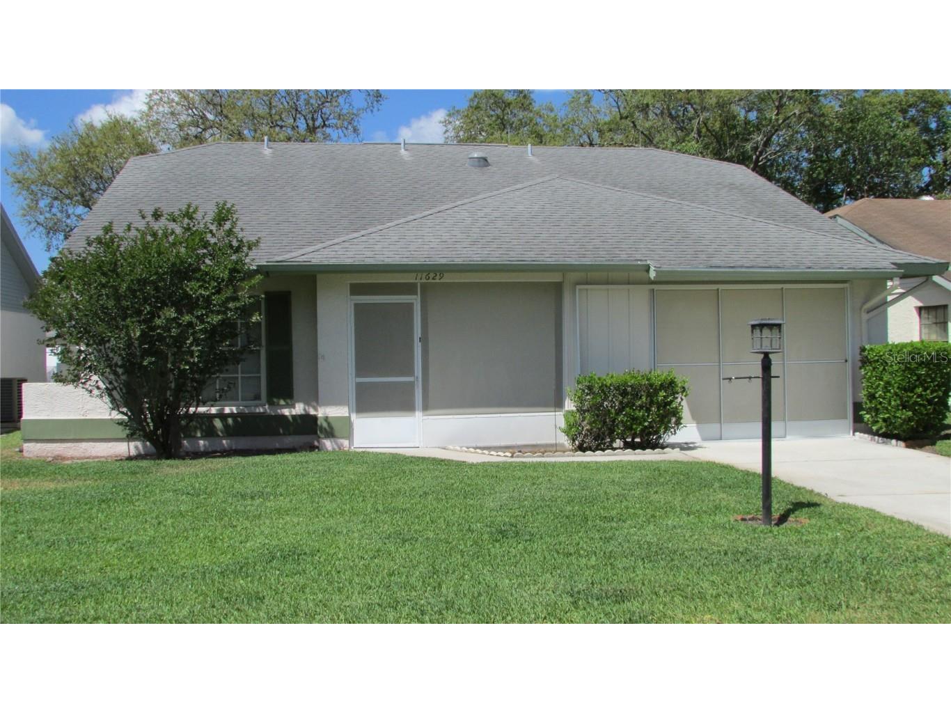 11629 English Elm Drive New Port Richey FL 34654 W7853747 image1